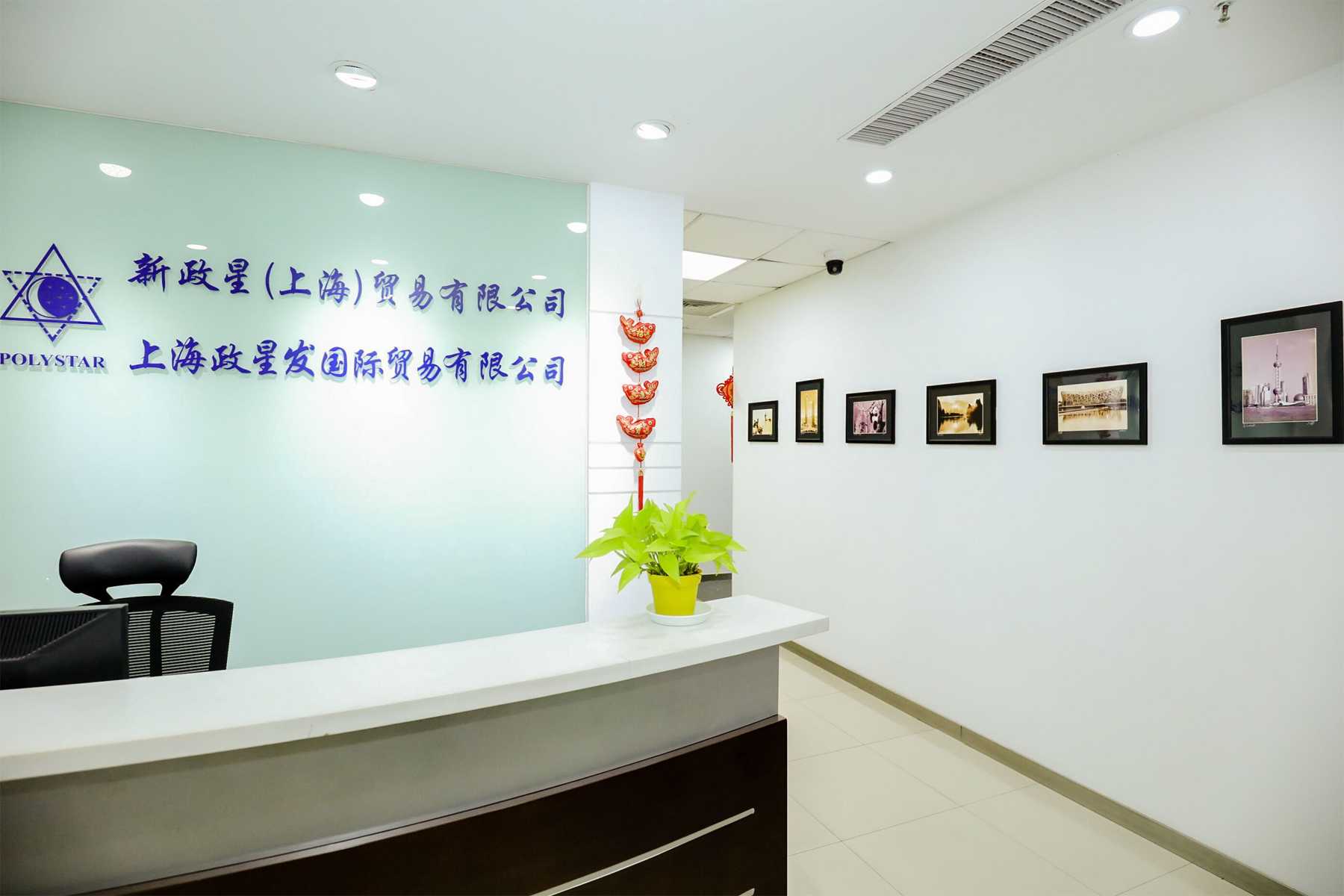 36238370.jpg 200201.jpg